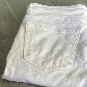 AG The Stilt Cigarette Leg